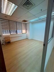 International Plaza (D2), Office #584860391
